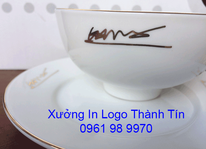 In Nhu Vàng Lên Bộ Bình Trà, In Logo Nhũ Vàng Lên Bộ Trà
